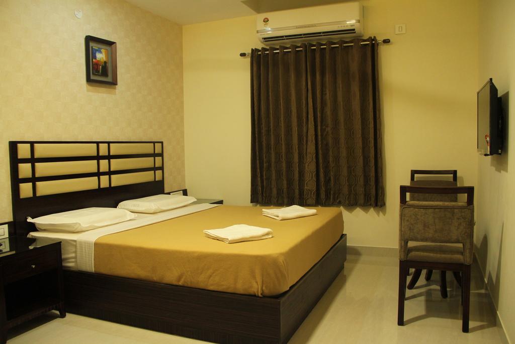 Hotel M.P Temples Inn Kumbakonam Pokoj fotografie