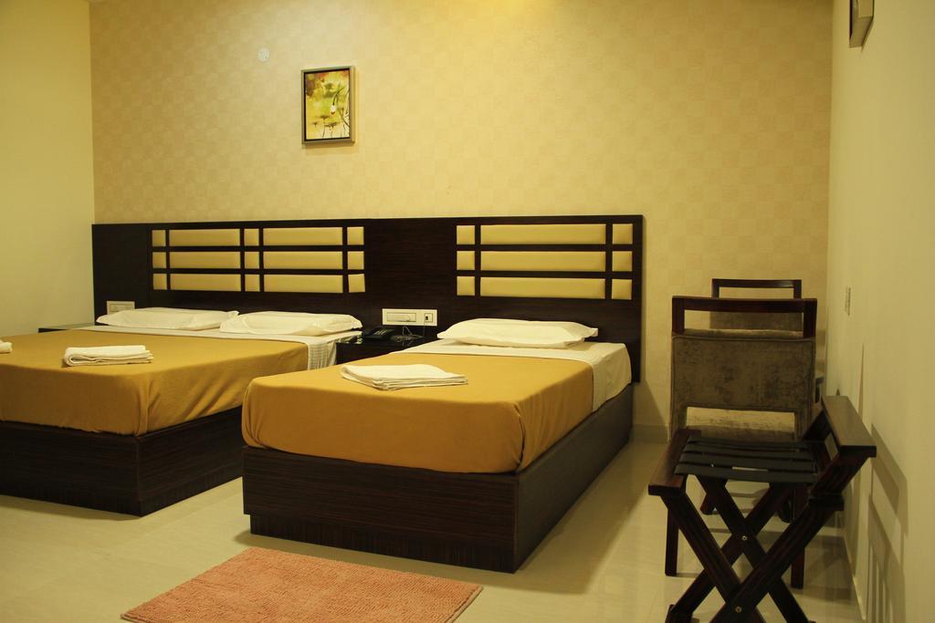 Hotel M.P Temples Inn Kumbakonam Pokoj fotografie